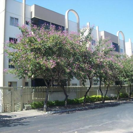 Residencial Varanda Dos Buritis Aparthotel Caldas Novas Exterior photo